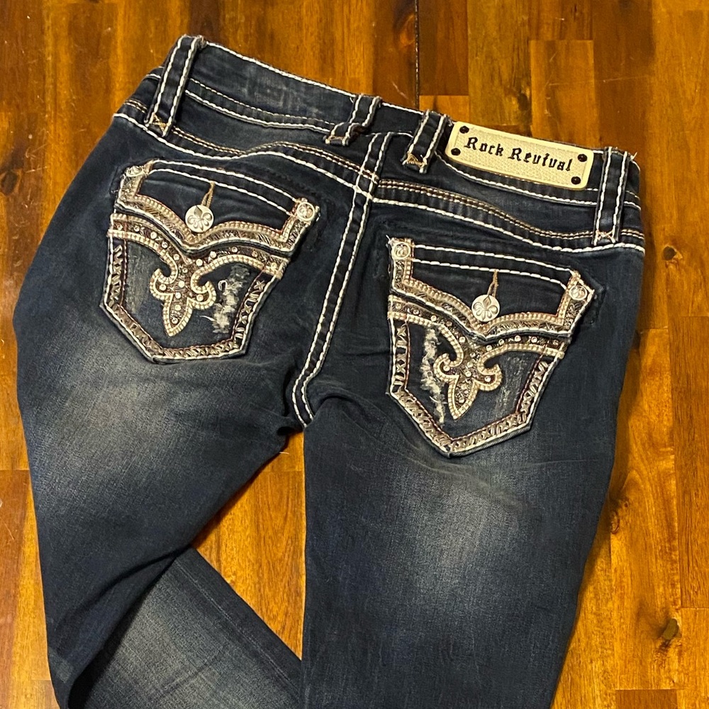 Rock Revivals sz 25
